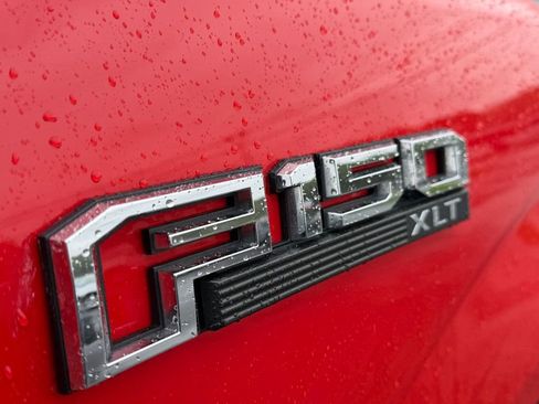 Used 2015 Ford F150 XLT w/ Equipment Group 302A Luxury AWD/4WD image 9