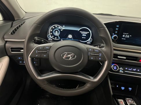 Used 2023 Hyundai Sonata SEL w/ Convenience Package FWD image 16