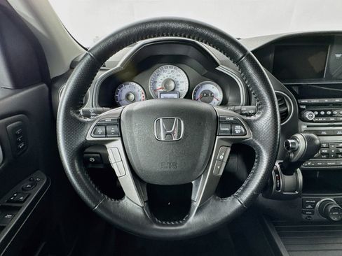 Used 2015 Honda Pilot Touring image 11
