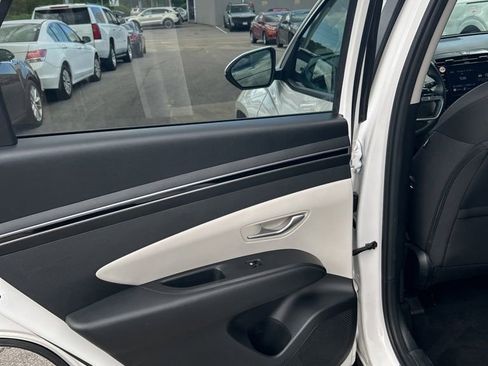 Used 2024 Hyundai Tucson SEL FWD image 9