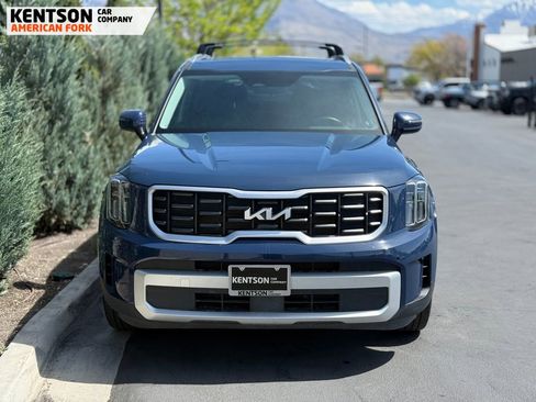 Used 2025 Kia Telluride S AWD/4WD image 2