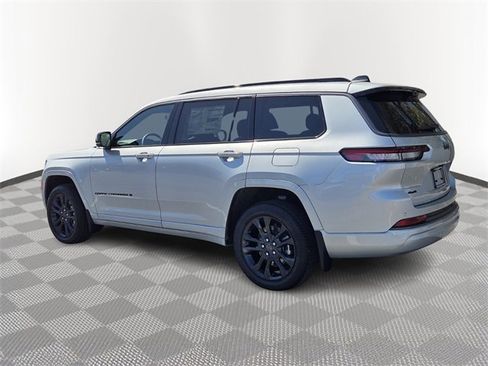 New 2026 Jeep Grand Cherokee L Limited image 4