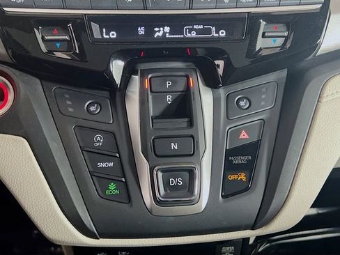 Used 2025 Honda Odyssey EX-L image 16