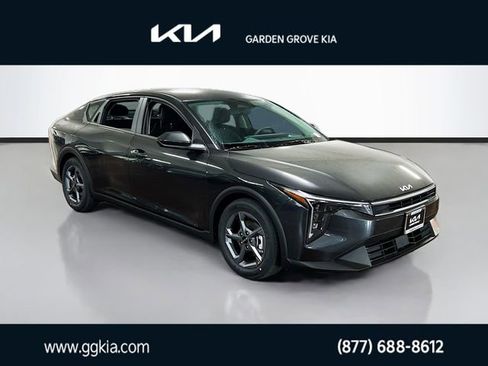 New 2026 Kia K4 FWD image 1