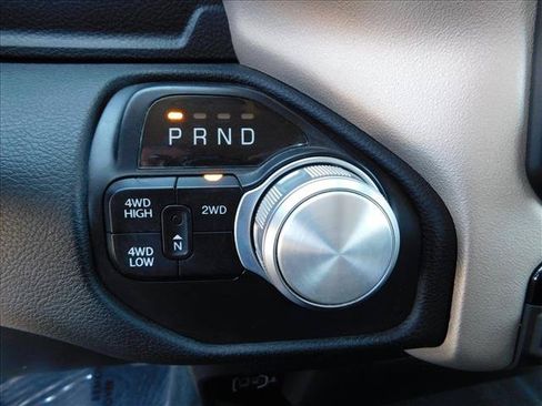 Used 2022 RAM 2500 Laramie AWD/4WD image 17