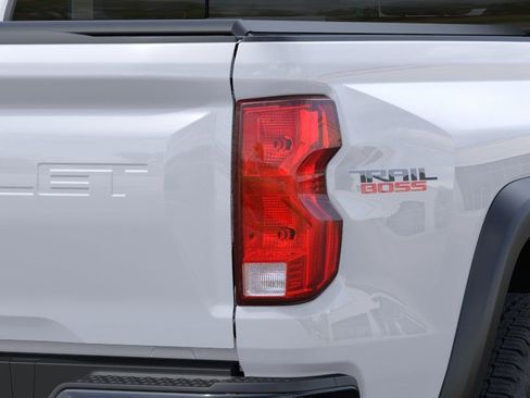 New 2026 Chevrolet Colorado Trail Boss AWD/4WD image 11