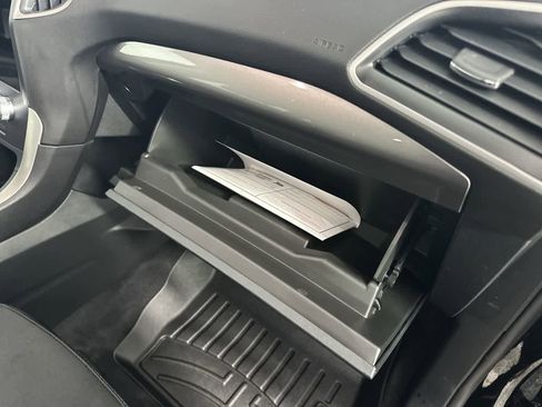 Used 2024 Ford Edge SE w/ Black Appearance Package image 23