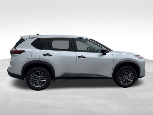 Used 2024 Nissan Rogue S AWD/4WD image 53