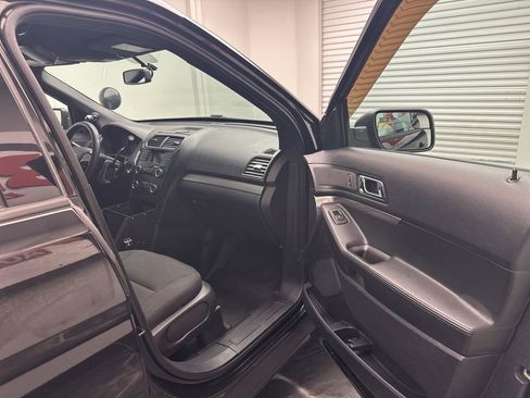 Used 2019 Ford Explorer 4WD Police Interceptor image 7