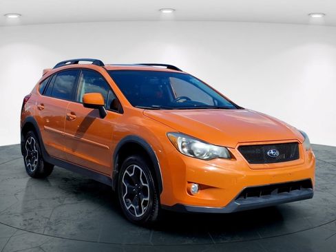 Used 2014 Subaru Crosstrek 2.0i Limited AWD/4WD image 1