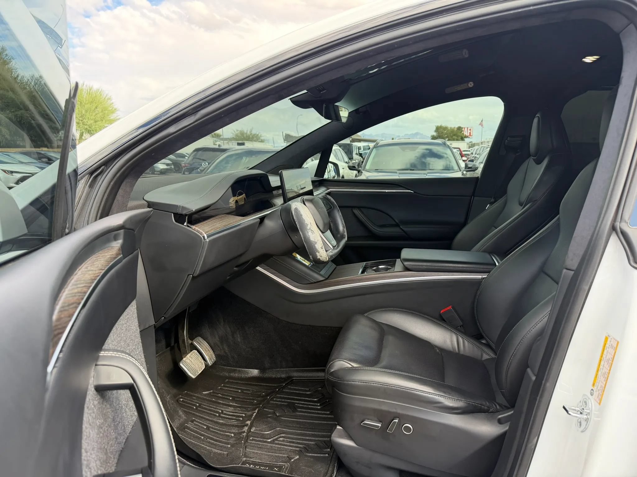 Used 2022 Tesla Model X AWD/4WD image 19