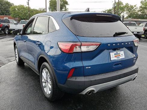 Certified 2022 Ford Escape SE AWD/4WD image 4