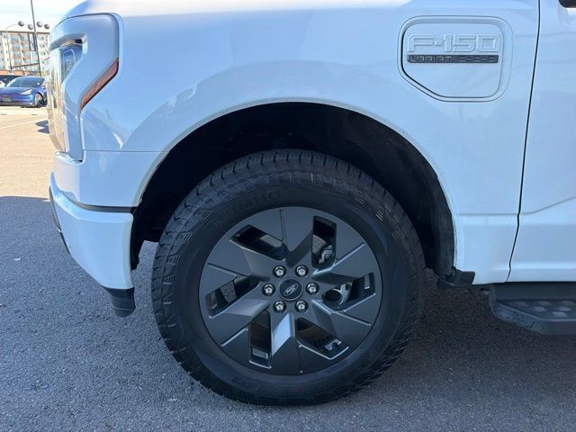 Used 2023 Ford F150 Lightning Lariat AWD/4WD image 4