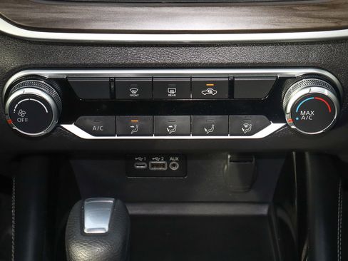 Used 2023 Nissan Altima 2.5 SV image 11