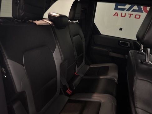 Used 2023 Ford Bronco Black Diamond image 29
