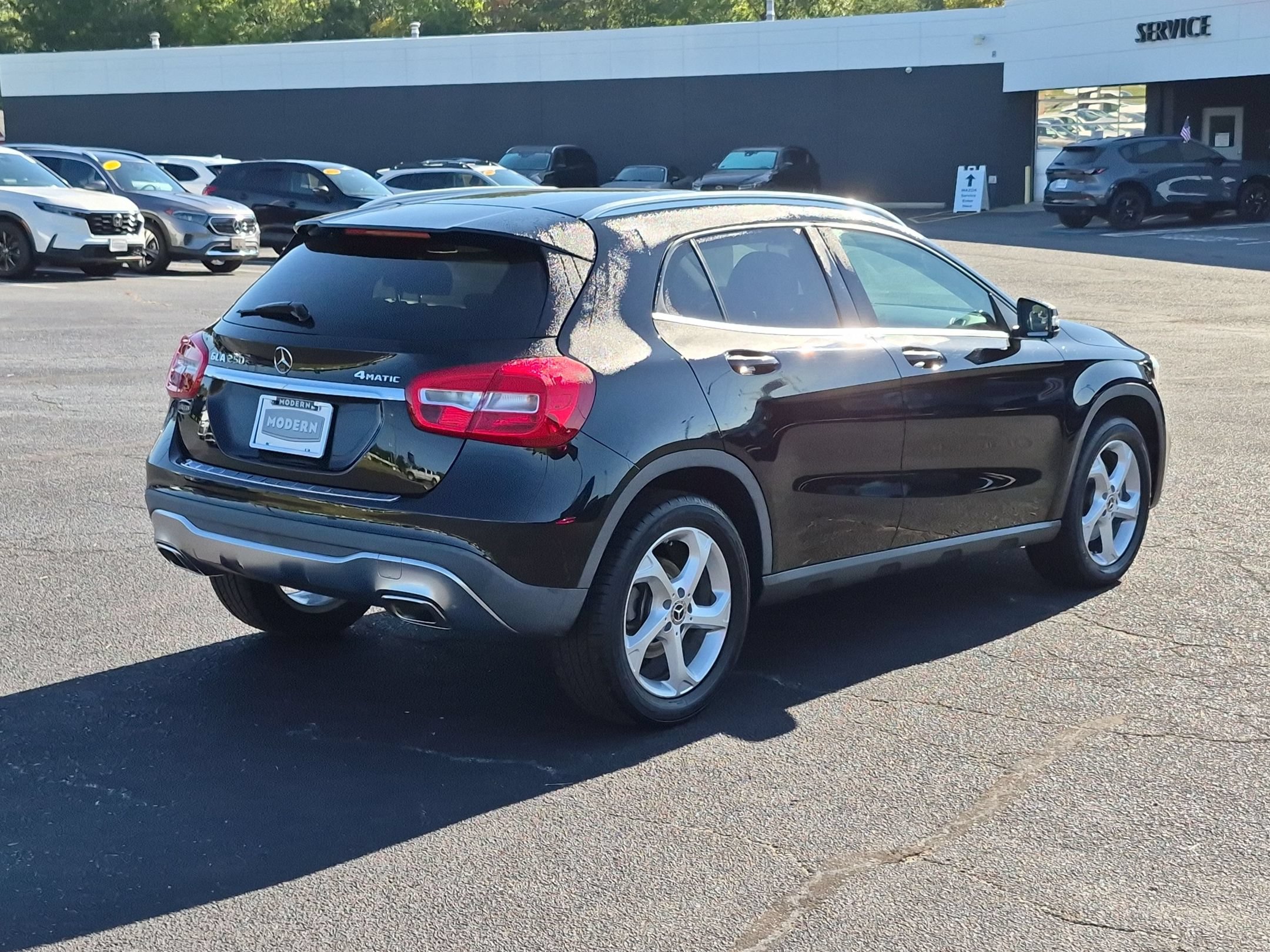 Used 2019 Mercedes-Benz GLA 250 4MATIC image 5
