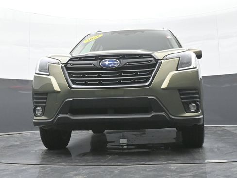 Used 2024 Subaru Forester Premium AWD/4WD image 40