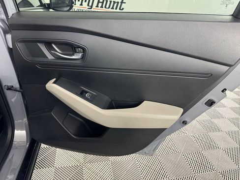 Used 2025 Honda Accord EX-L image 29