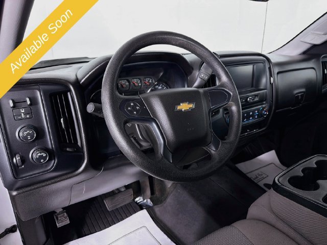 Used 2018 Chevrolet Silverado 1500 Custom w/ Custom Convenience Package AWD/4WD image 9