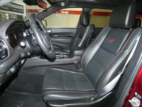 Used 2023 Dodge Durango Citadel image 9