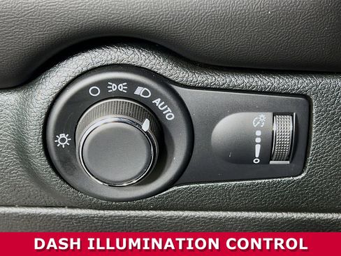 Used 2025 Dodge Durango R/T image 14