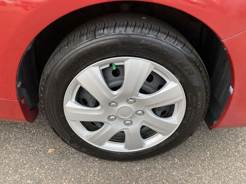 Used 2013 Toyota Corolla LE FWD image 15