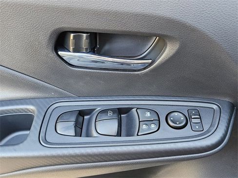 New 2025 Nissan Versa SV w/ Trunk Package image 27