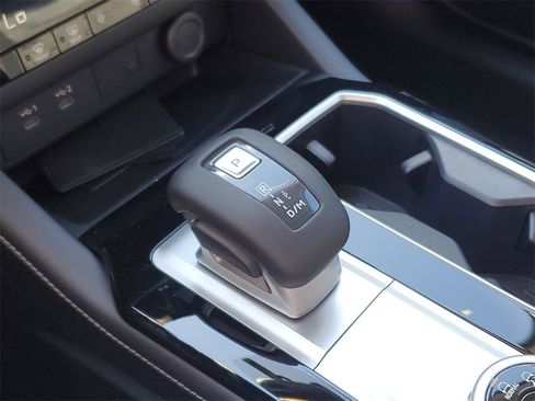 New 2026 Mitsubishi Outlander SE image 30