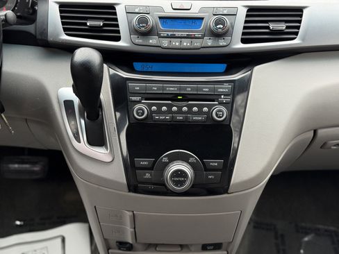 Used 2012 Honda Odyssey EX-L image 16