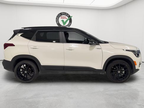 Used 2021 Kia Seltos S FWD image 6