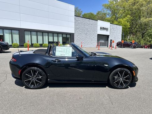 New 2026 MAZDA MX-5 Miata Grand Touring w/ Appearance Package RWD image 9