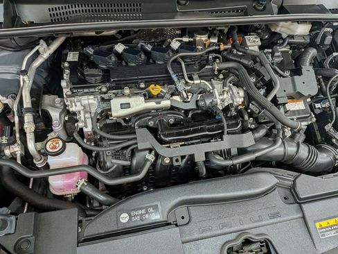 Used 2023 Toyota Prius LE FWD image 25