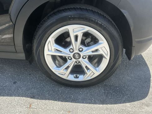 Used 2023 Hyundai Kona SEL FWD image 10