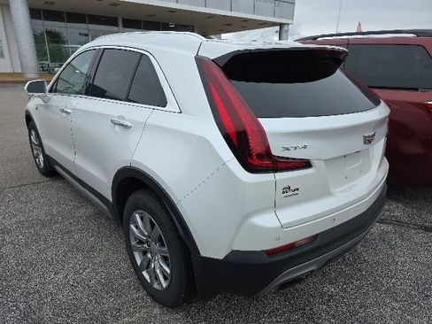 Used 2020 Cadillac XT4 Premium Luxury AWD/4WD image 2