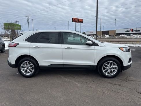Certified 2024 Ford Edge SEL w/ Convenience Package image 11