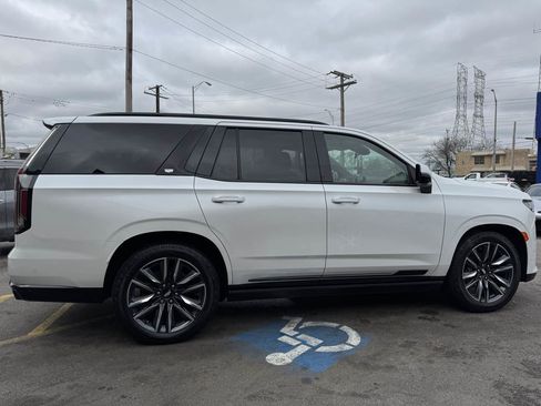 Used 2022 Cadillac Escalade Sport w/ Touring Package image 4