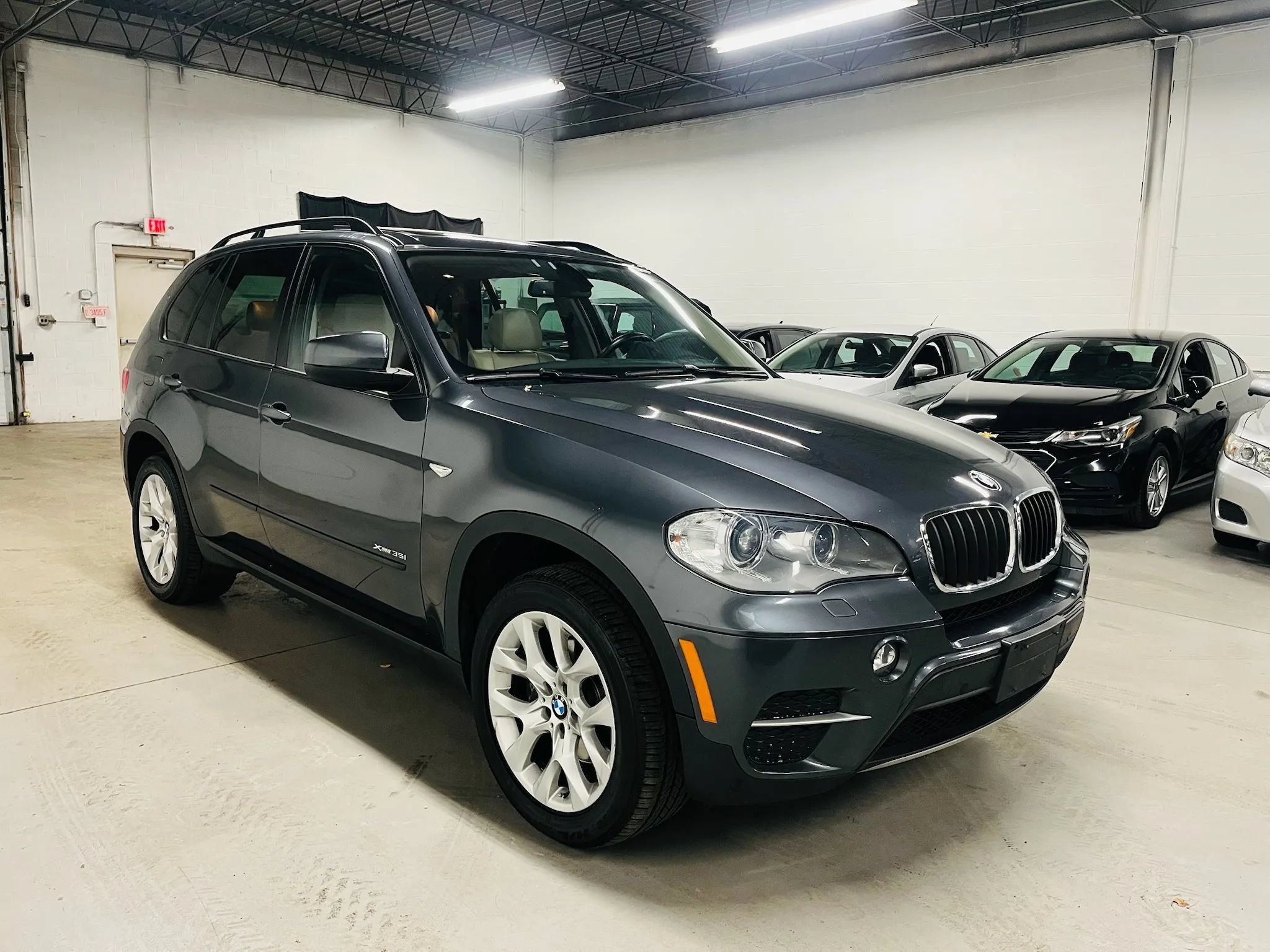 Used 2013 BMW X5 xDrive35i AWD/4WD image 4