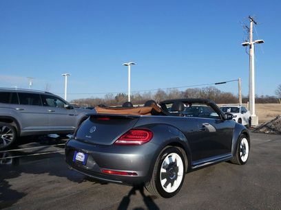 Used 2019 Volkswagen Beetle 2.0T SE