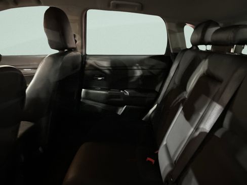 Used 2024 Mitsubishi Outlander Sport SE image 14