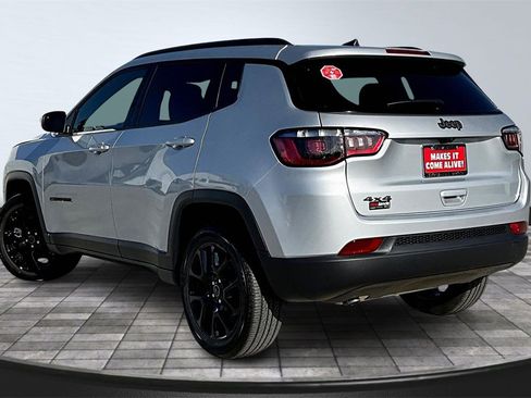 New 2026 Jeep Compass Latitude image 4