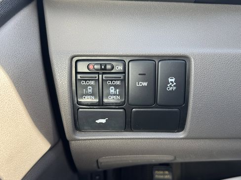 Used 2014 Honda Odyssey EX-L image 18