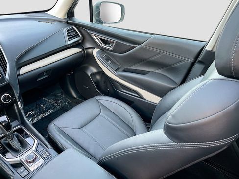 Used 2024 Subaru Forester Limited image 23