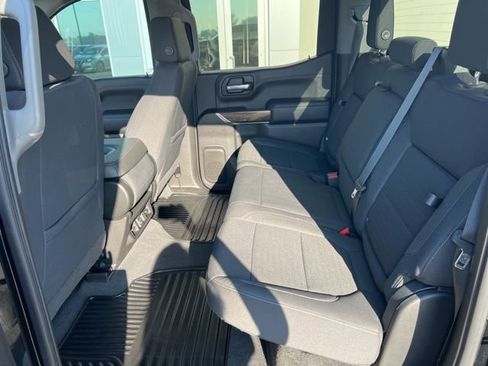 Used 2021 Chevrolet Silverado 1500 RST image 19