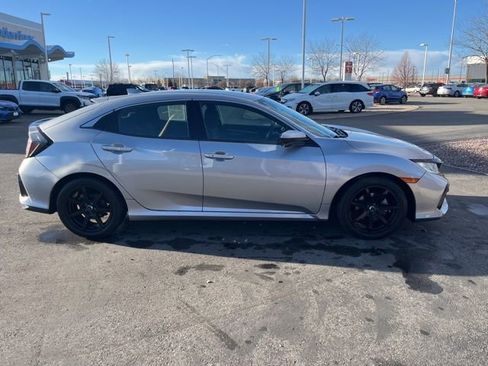 Used 2020 Honda Civic EX image 2