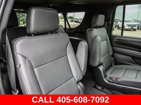 Used 2023 Chevrolet Suburban Z71 w/ Off-Road Capability Package AWD/4WD image 52