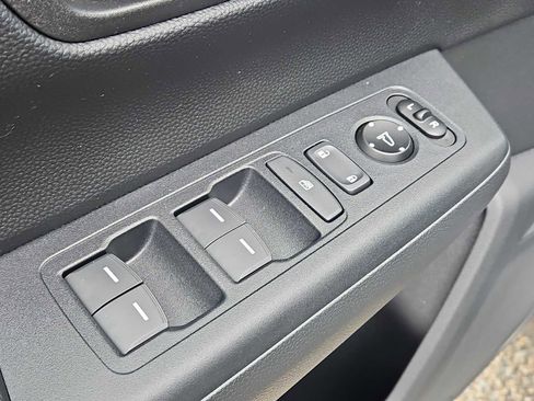 Certified 2025 Honda CR-V Sport-L image 28
