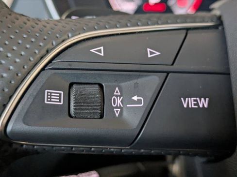 Certified 2025 Audi Q5 2.0T Premium Plus image 16