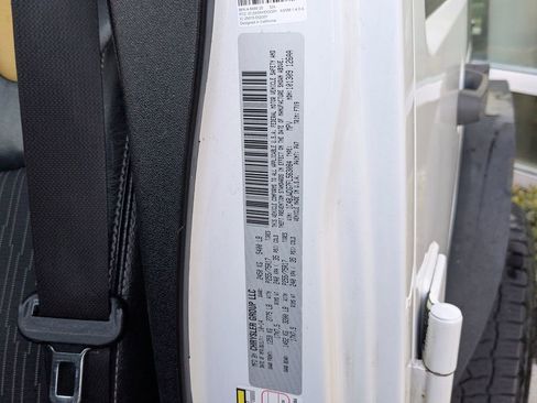 Used 2015 Jeep Wrangler Unlimited Sport image 26