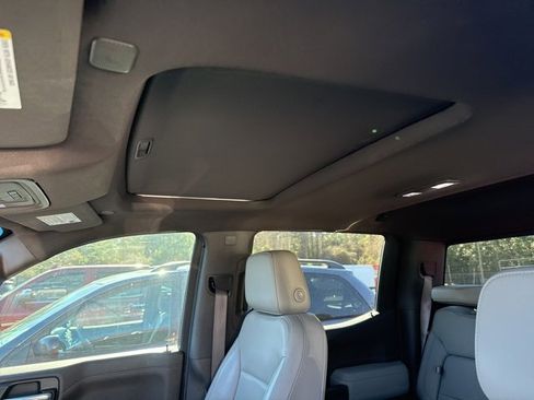 Used 2020 Chevrolet Silverado 1500 LTZ w/ LTZ Premium Package image 16