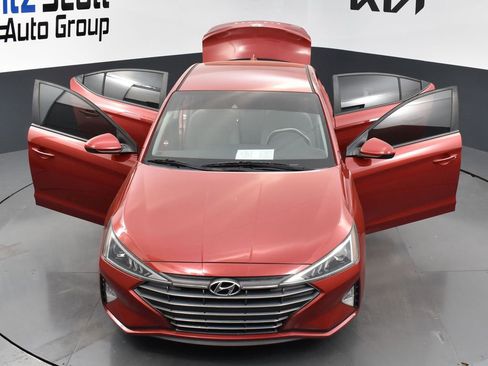 Used 2020 Hyundai Elantra SEL FWD image 29
